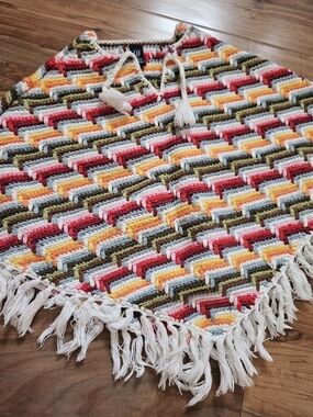 Baby GAP Crochet Fringe Poncho in Multi Color Chevron